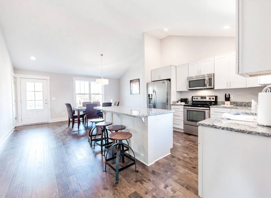 Valted ceiling in updated living space