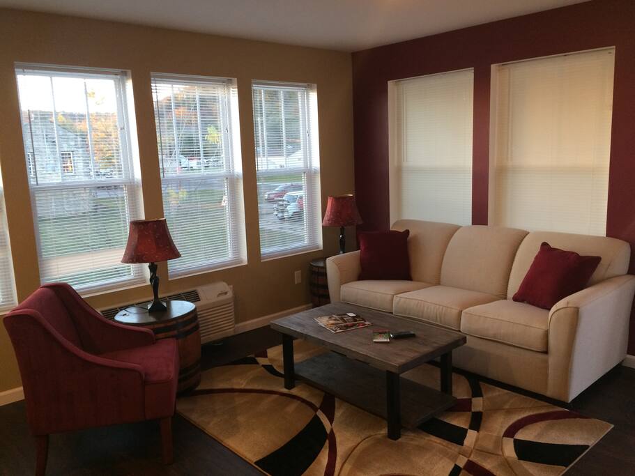 River View Guest House, The Wine Cellar, Living Room with Sofa Sleeper