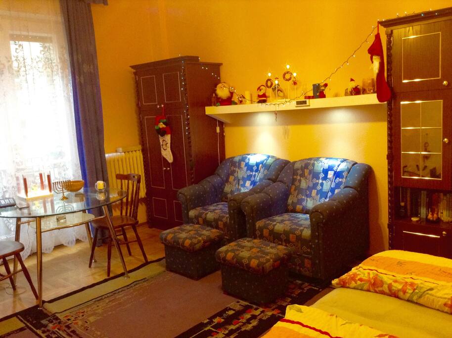Extremely comfortable sofas, where you can watch tv - guests really love them!