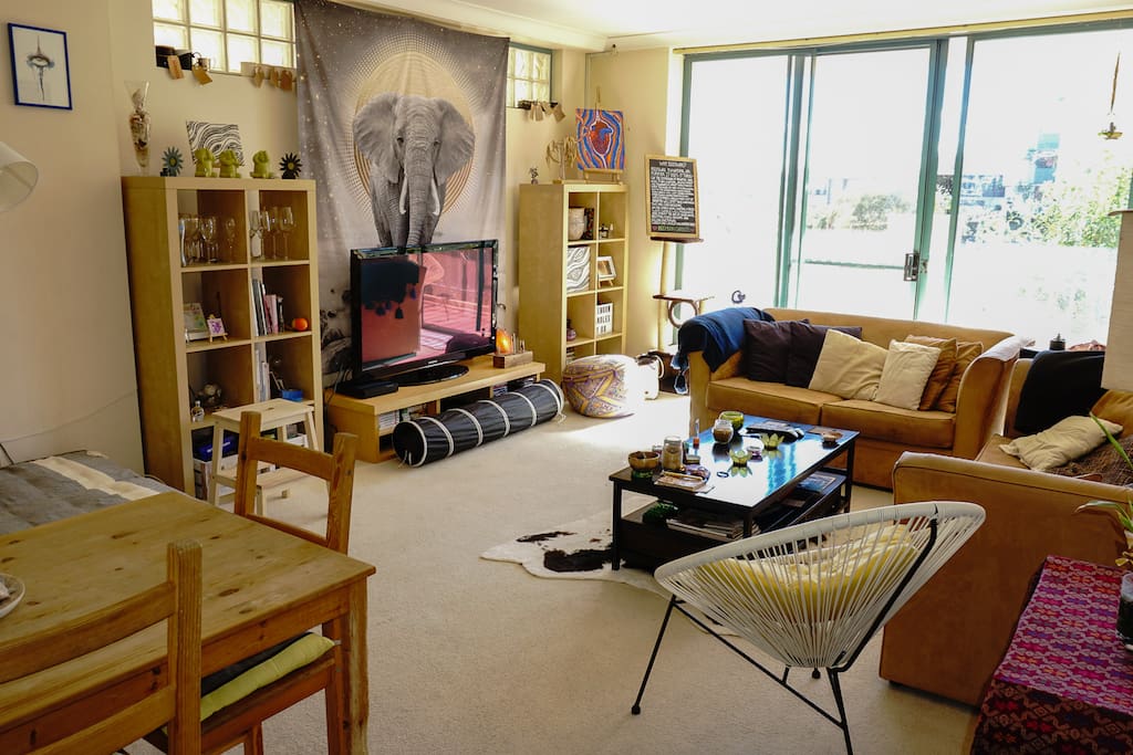 Spacious Living room - plenty of sofas and a big TV with Netflix.
