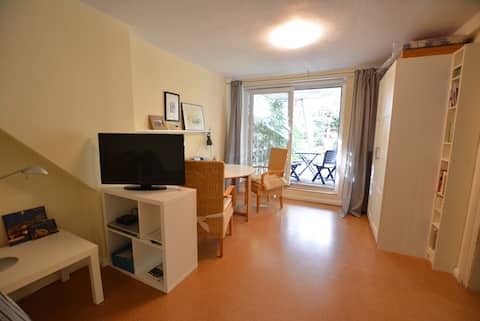 Nice Souterrain flat in central location