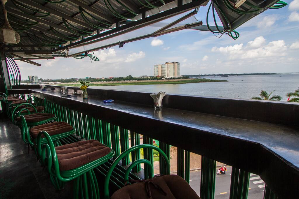 Day view from bar and breakfast area