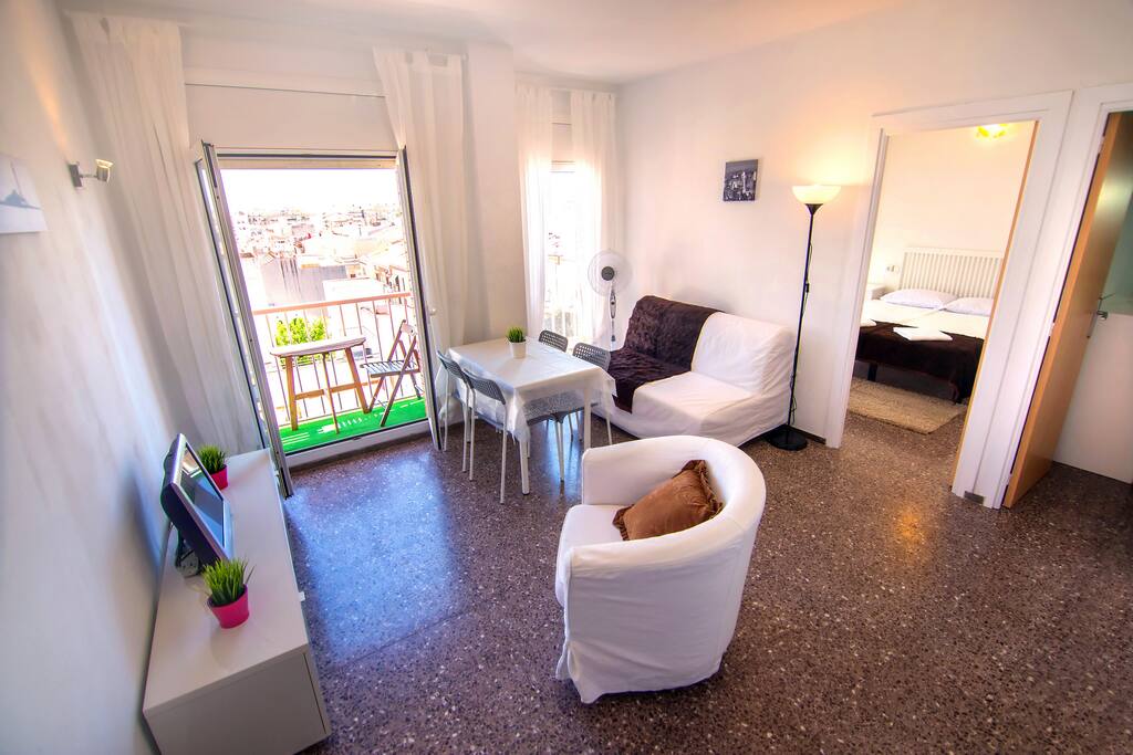 la sala/
main room/
большая комната