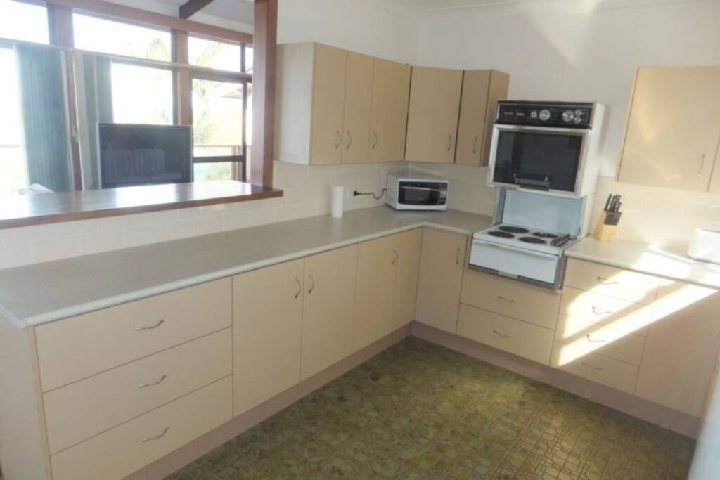 Full kitchen amenities - including cookware, dish washer and appliances.
