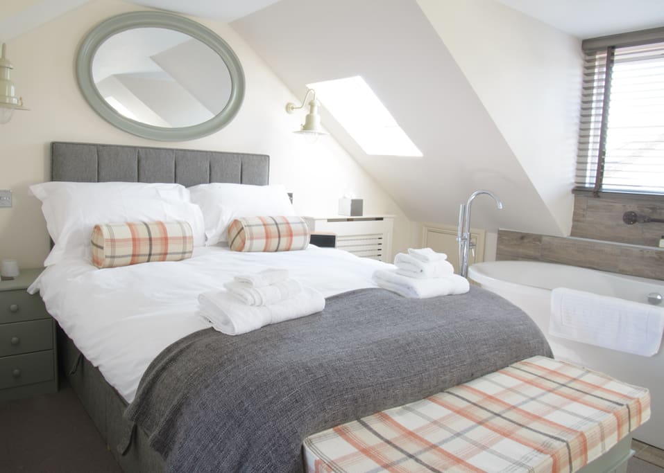 Top double bedroom with freestanding bath