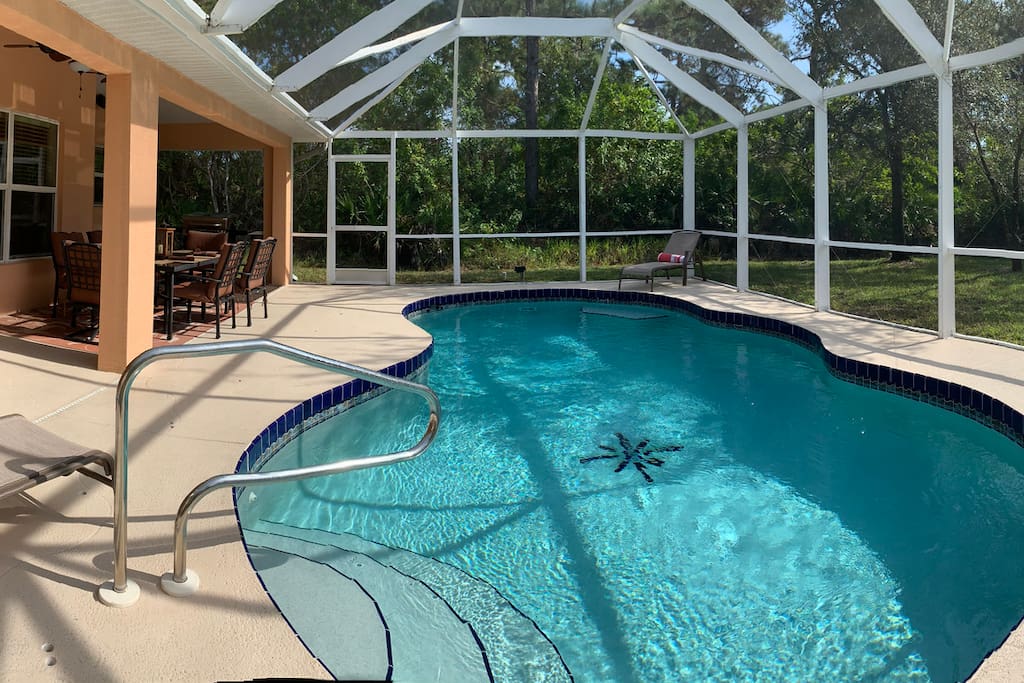 Pool and dining area