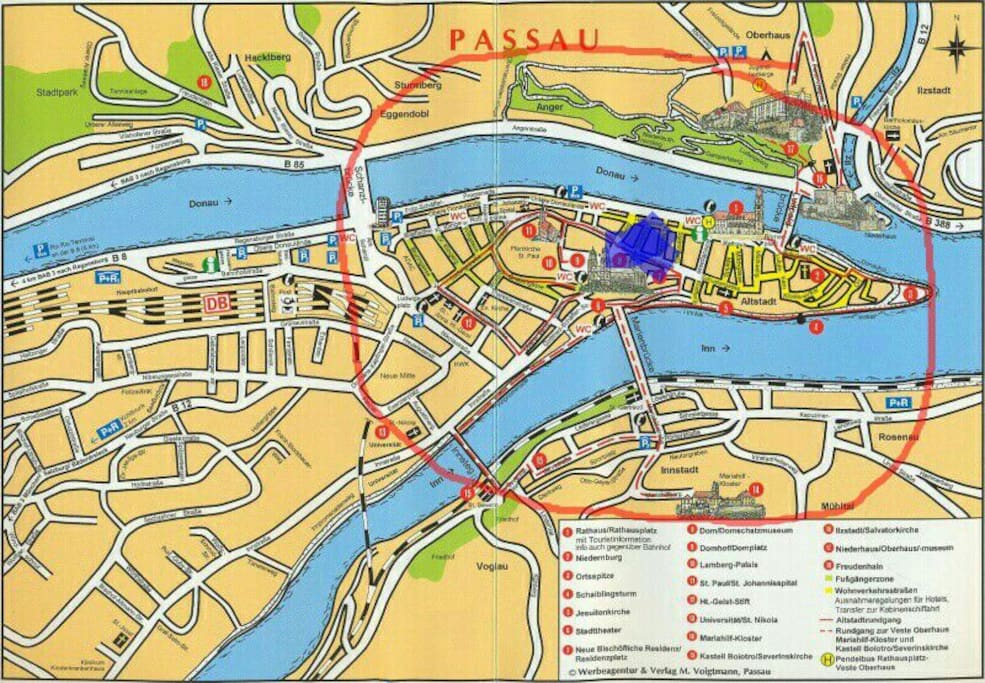 All the sights in Passau are located in the area of the red circle. The apt. is in the middle, where the Blue Point is.
...Careful: no sights outside that area!