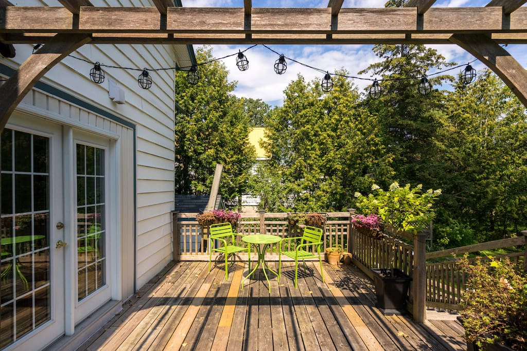 Back deck with BBQ