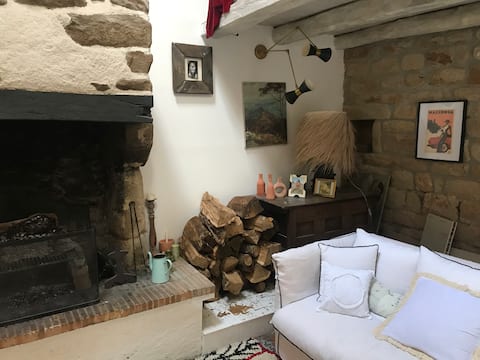 Successful Airbnb property: Salt worker's house in Batz Sur Mer