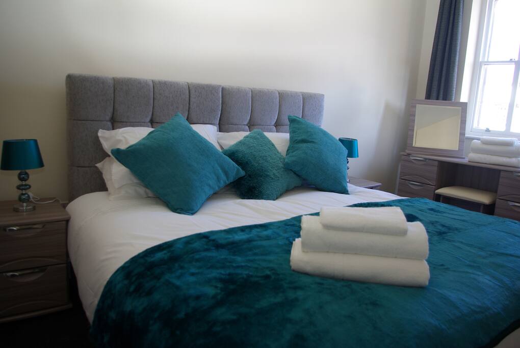 Super King Size Bed