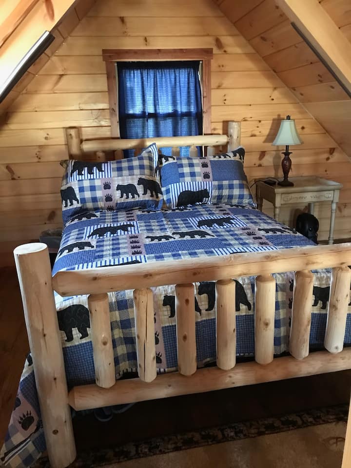 ห้องนอน
ลอฟท์ขึ้นบันได