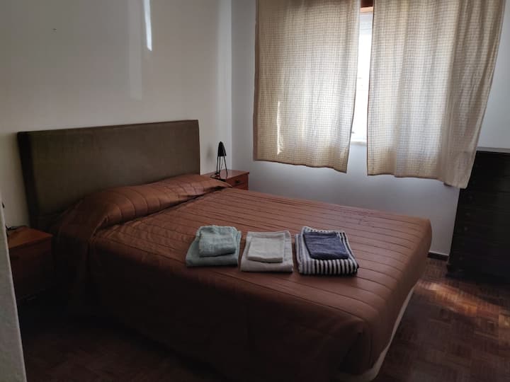 غرفة النوم 2