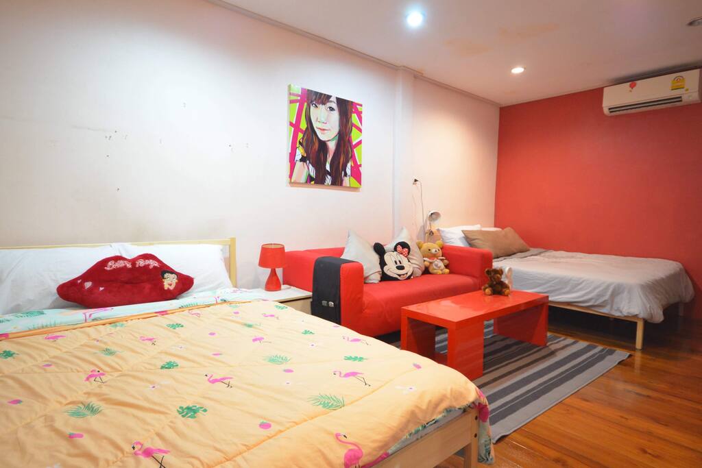 2 double bed with 1 sofa couch