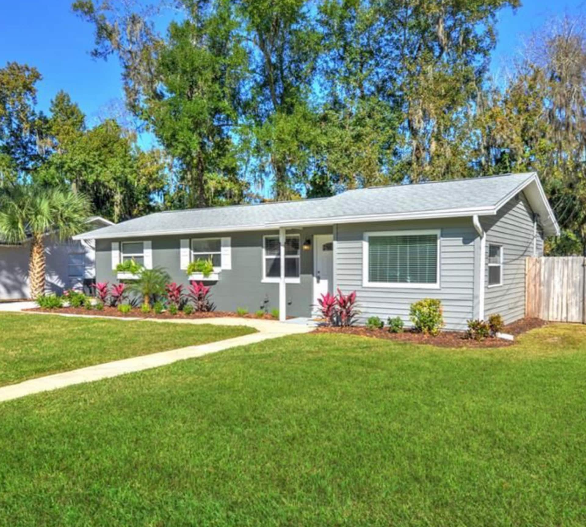 Cozy Daybreak Home in Daytona Beach - Near it all!