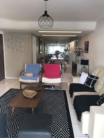 Double room w/ breakfast. Great location.