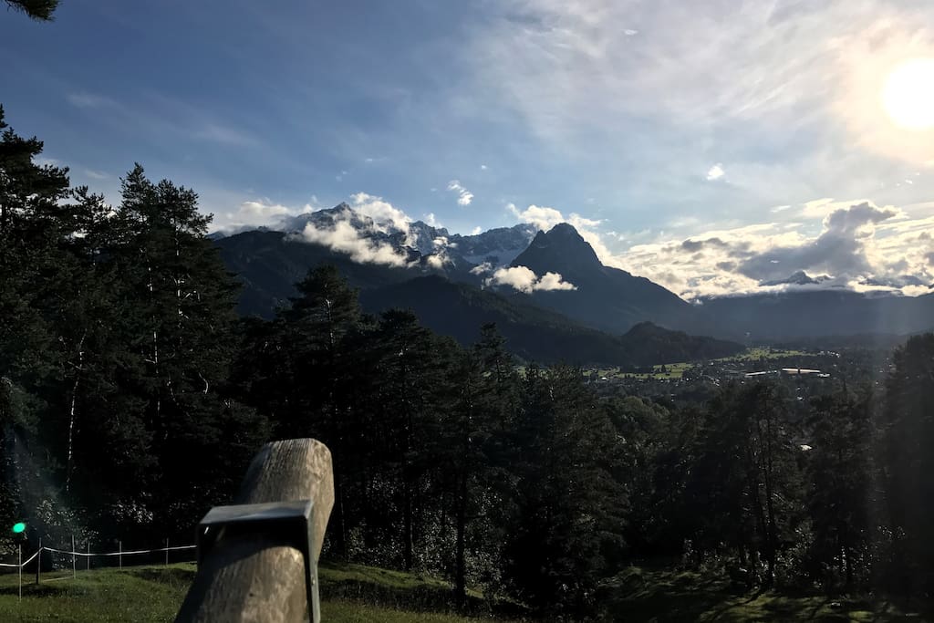 Aussicht vom Aussichtspunkt "Josefsbichl" (ca.350m entfernt)