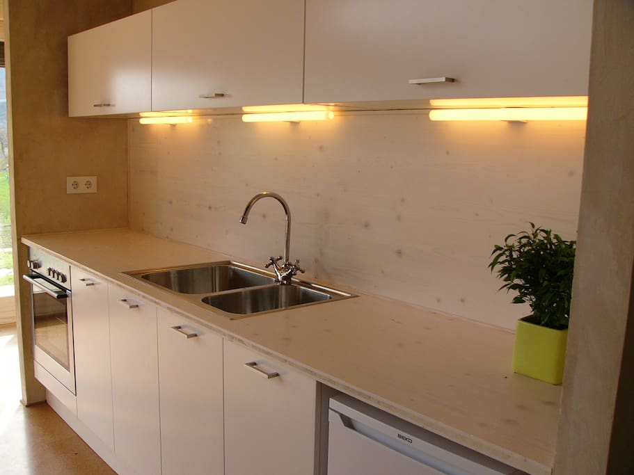cocina amplia y espaciosa