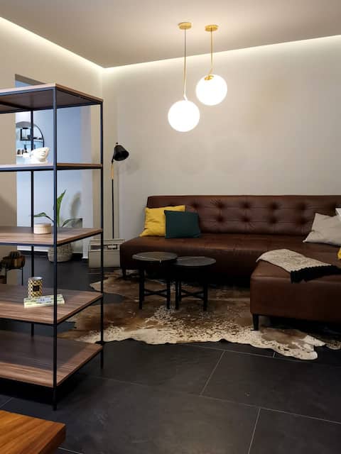 HISTORIC DOWNTOWN APARTMENT NEAR CATEDRAL