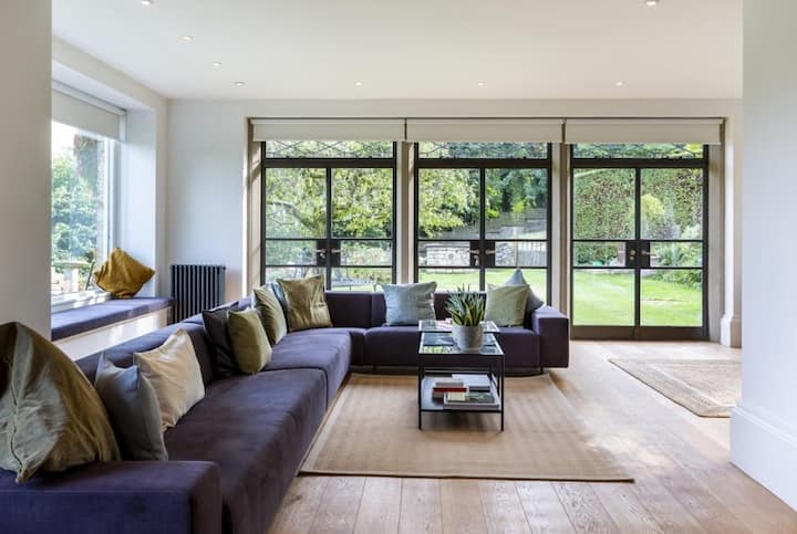 Stunning 5-bedroom Villa With Hot Tub, Pure Cotswolds Luxury - Nailsworth