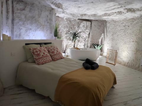 Unusual 4-star gîte in the heart of the vineyards