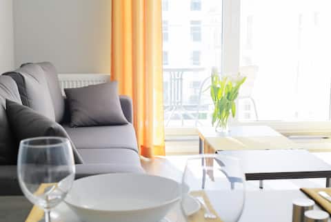 Riverside comfort apartment in the Old Town