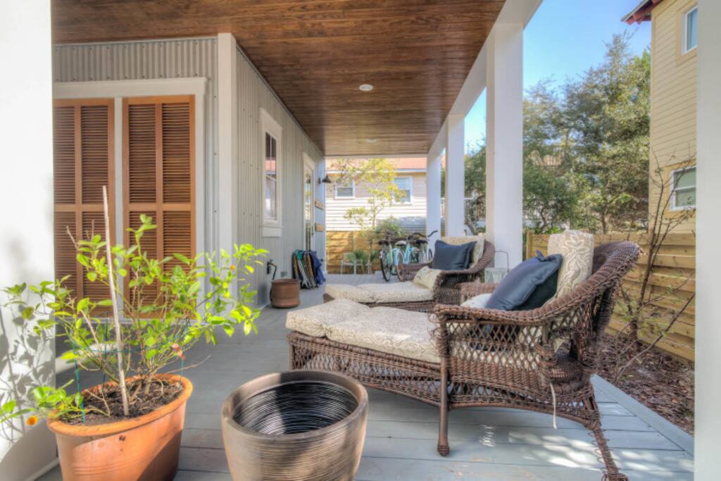 Wraparound porch