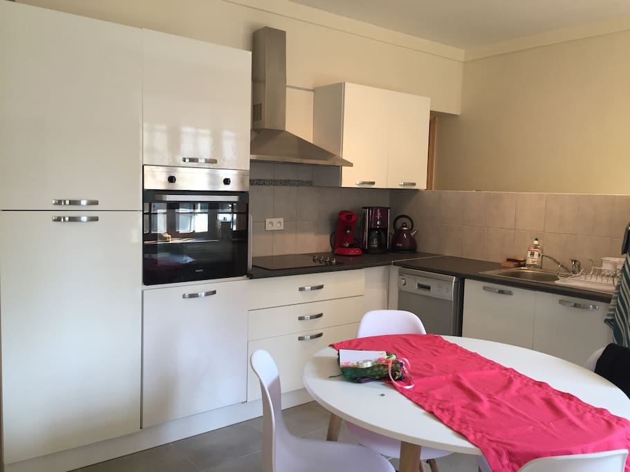 Open Plan Kitchen & Dining Area