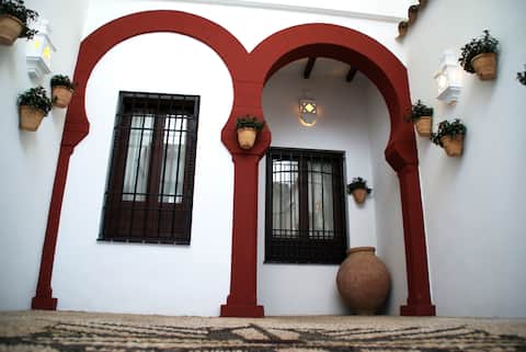 Top Airbnb: CASA PATIO DE LOS ARCOS. en Córdoba