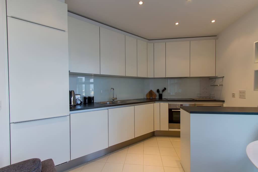 Fully integrated kitchen