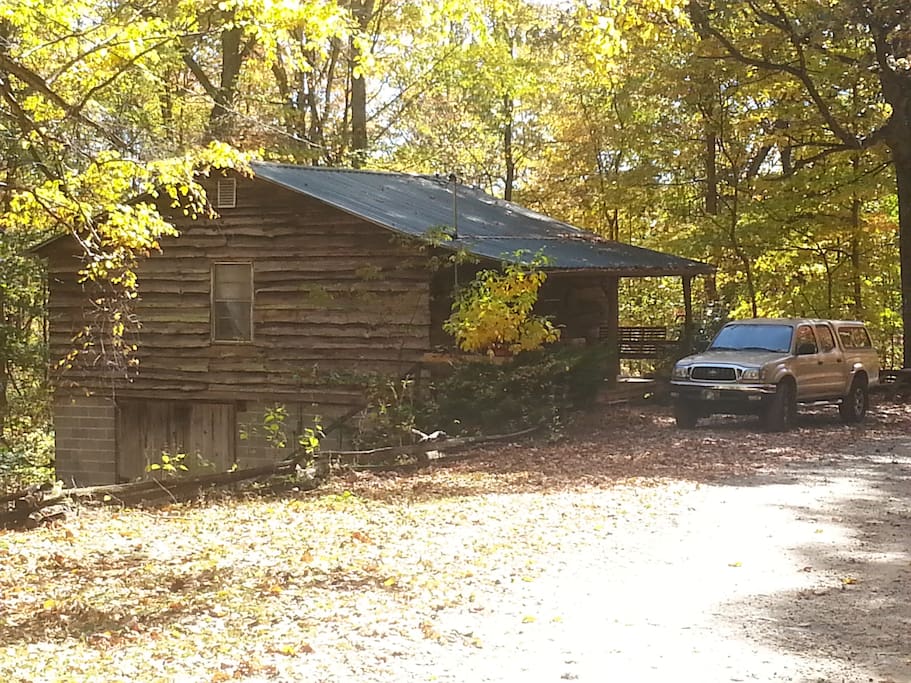 The Queen Cabin -The Depot