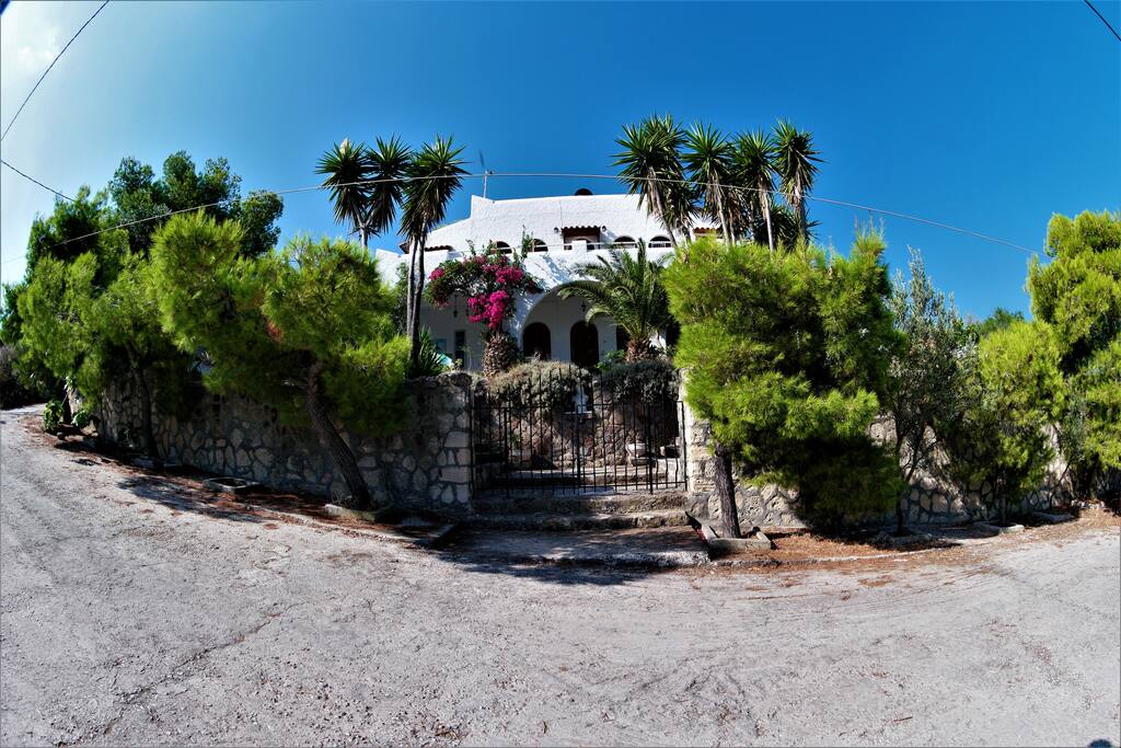 Villa Apolonion