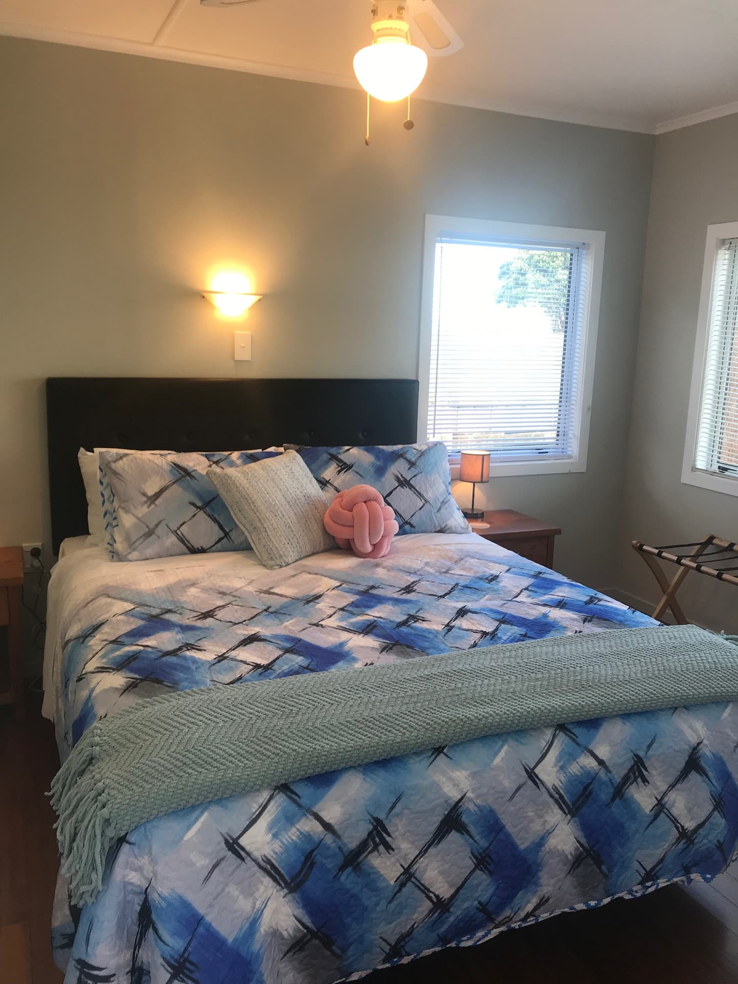 Seaview Cottage 1