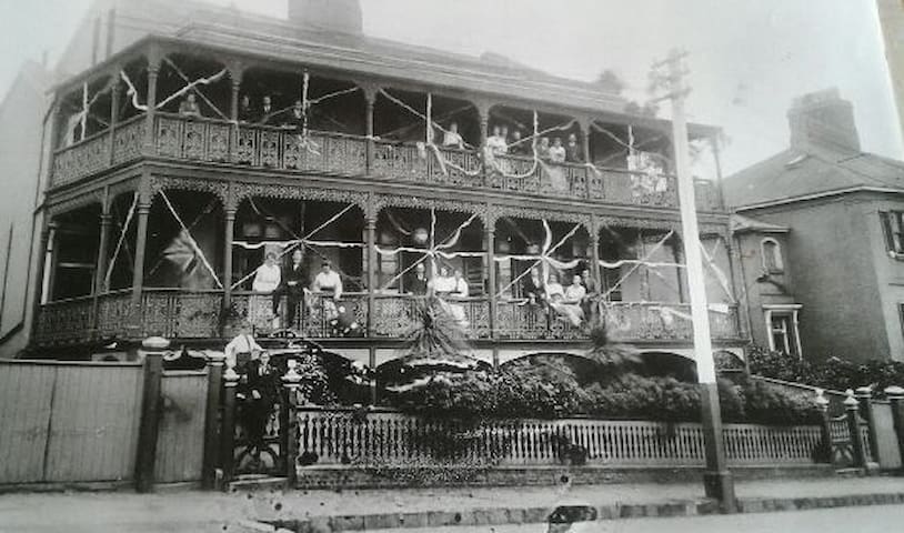 #yorkcentraltas – Very Central for large groups