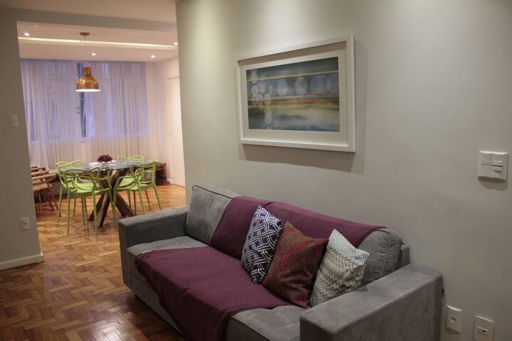 Twins same building – 6 bedrooms Baixo Copa ! gallery image 4