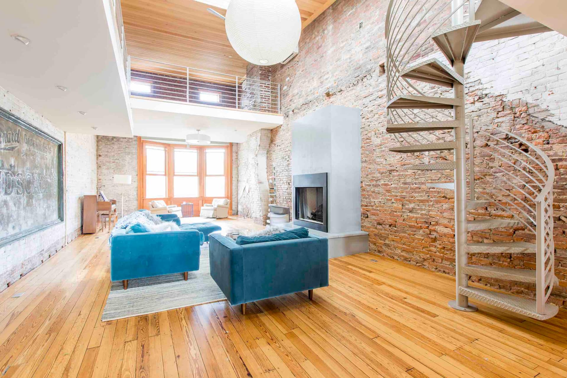 Spacious Loft on Warren Street