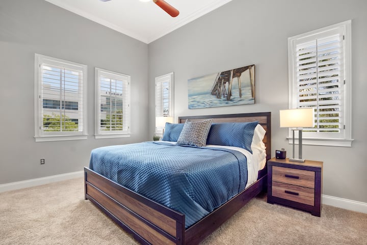 3rd Floor - Master Bedroom (King bed) w/charging stations on each night stand.