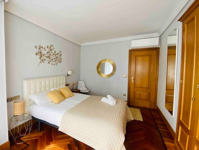 3 Habitaciones (LSS00228)Aire acondicionado + Wifi gallery image 2