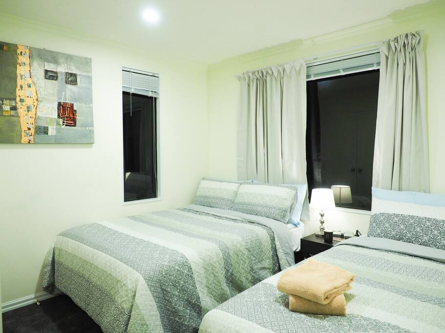 Room 4 (cont)