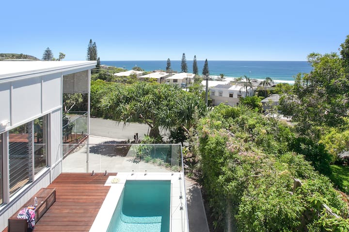 Sunshine Getaway – Ocean views, see the whales