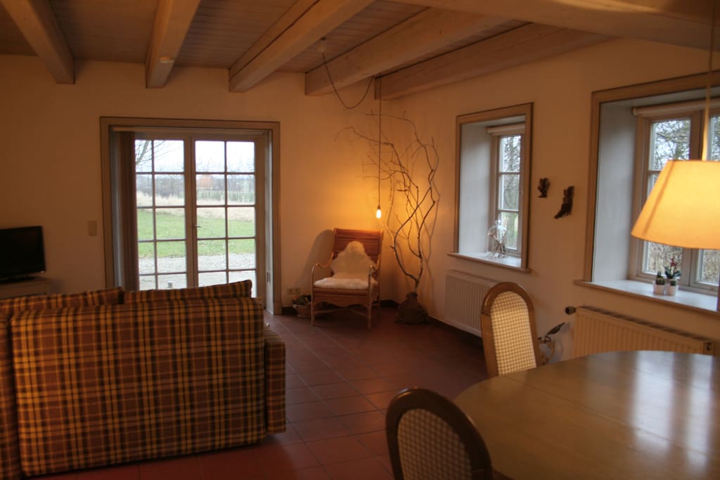 Wohnzimmer mit Essecke
Erdgeschoss