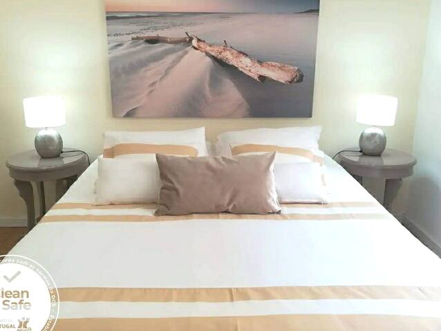 BLISS WHITE HOUSE—Casa Férias/Família gallery image 4