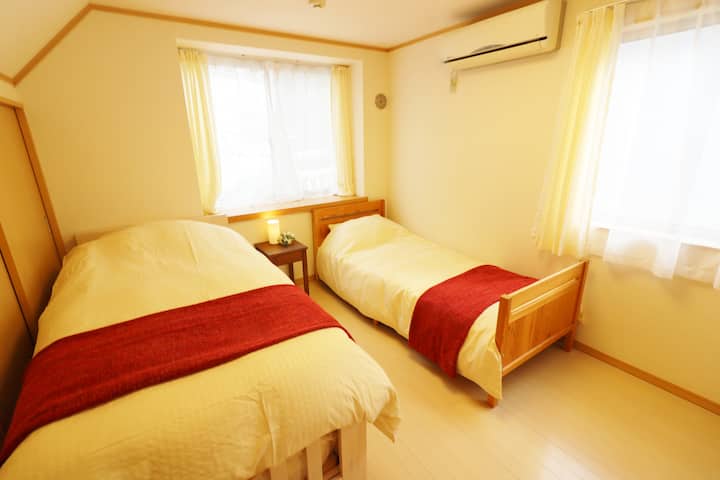 غرفة النوم 2