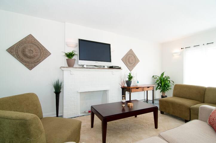 7 Bedrooms, 16 Bed, Home away from home gallery image 3