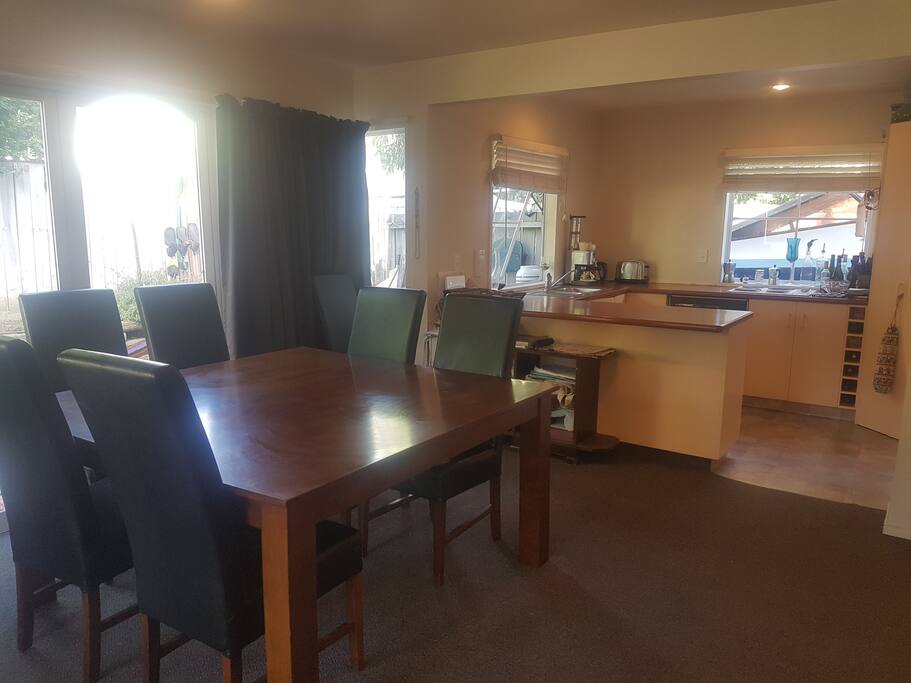 Kitchen/dining