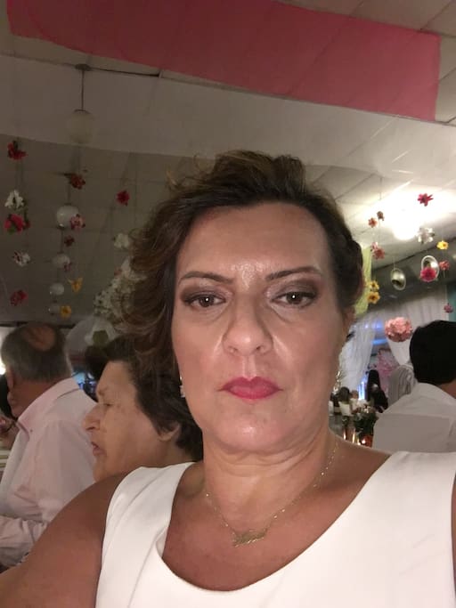 Meu nome e valquiria, Administrator , e serei sua anfitrian.