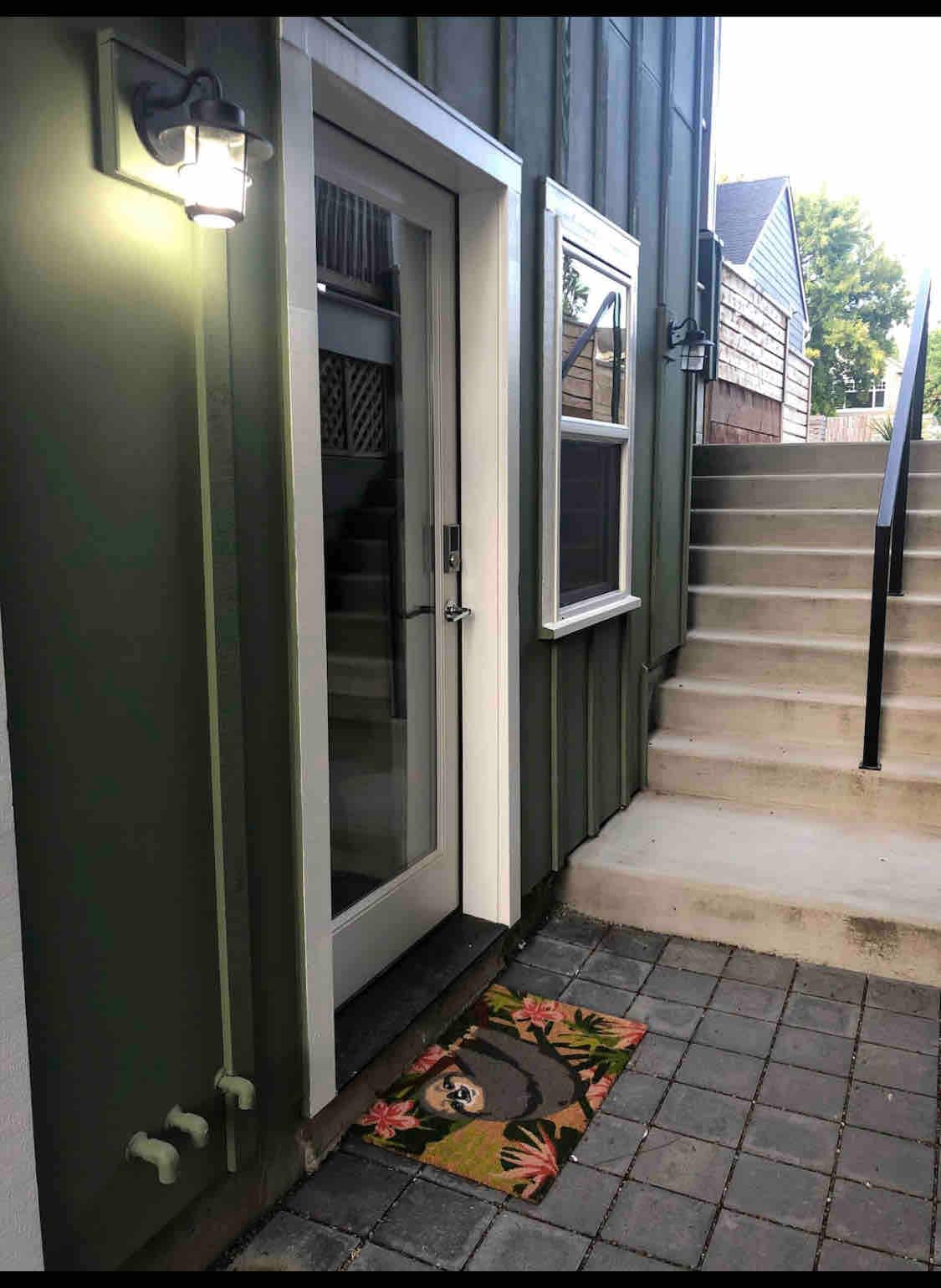 Private Studio Apartment in West Seattle
