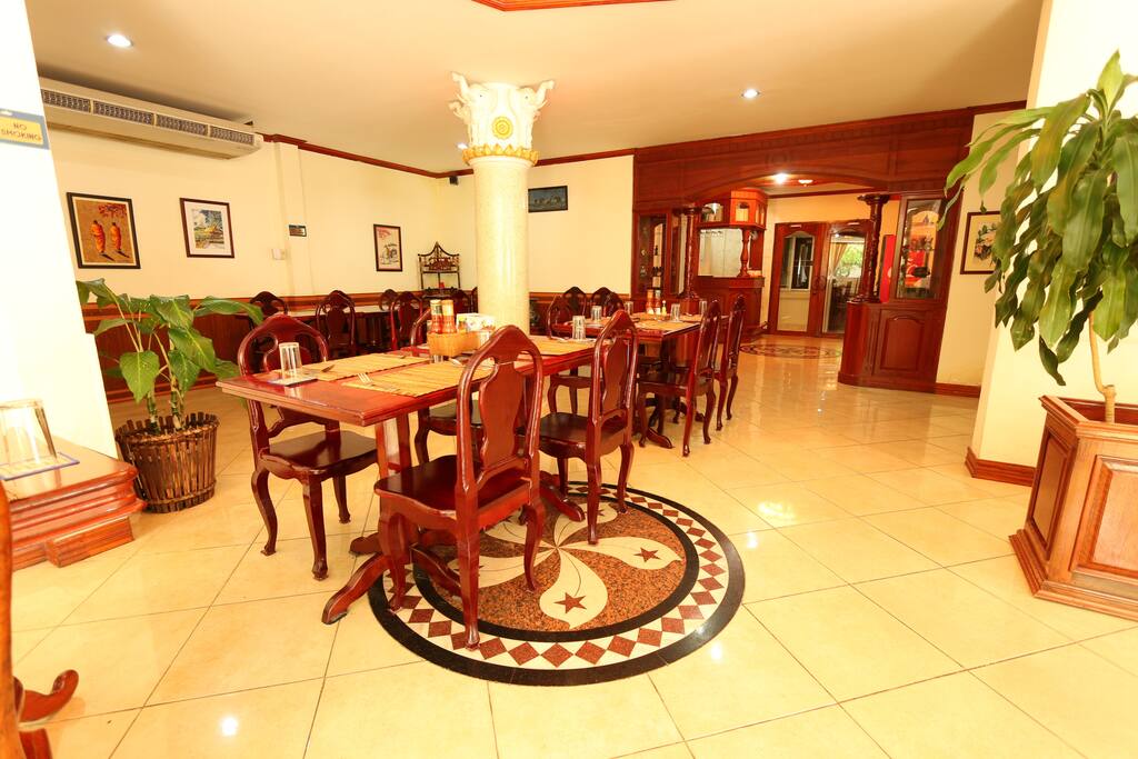 Restaurant area