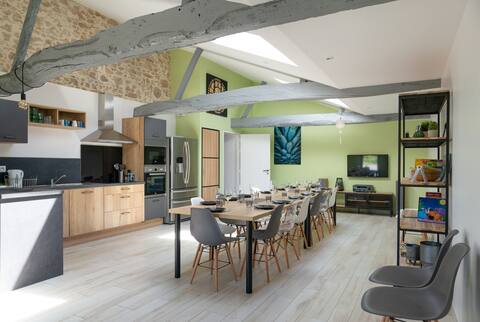 ODA: Superb Country Cottage with Swimming Pool