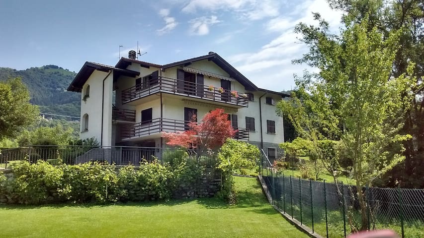 Relax and enjoy the scenery ^-^