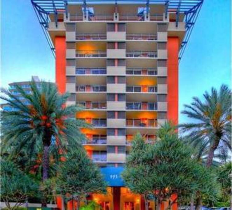 Great location in the heart of Coconut Grove!